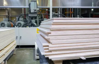 Gỗ Ép Công Nghiệp – Giải Pháp Vật Liệu Tiết Kiệm, Bền Đẹp Cho Mọi Công Trình